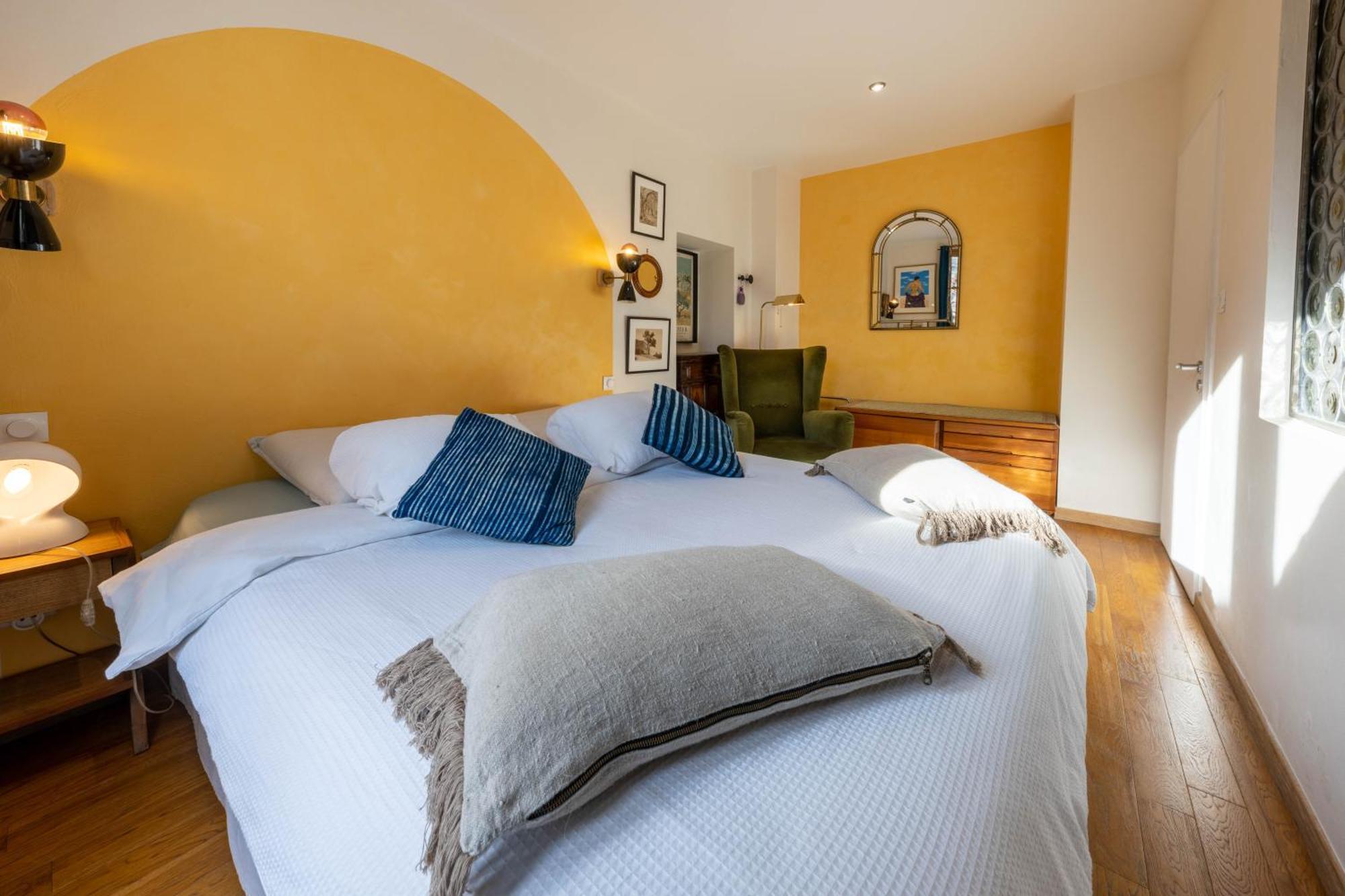 Spacious And Bright Flat Close To The Beach : Heart Of Old Nizza Kültér fotó
